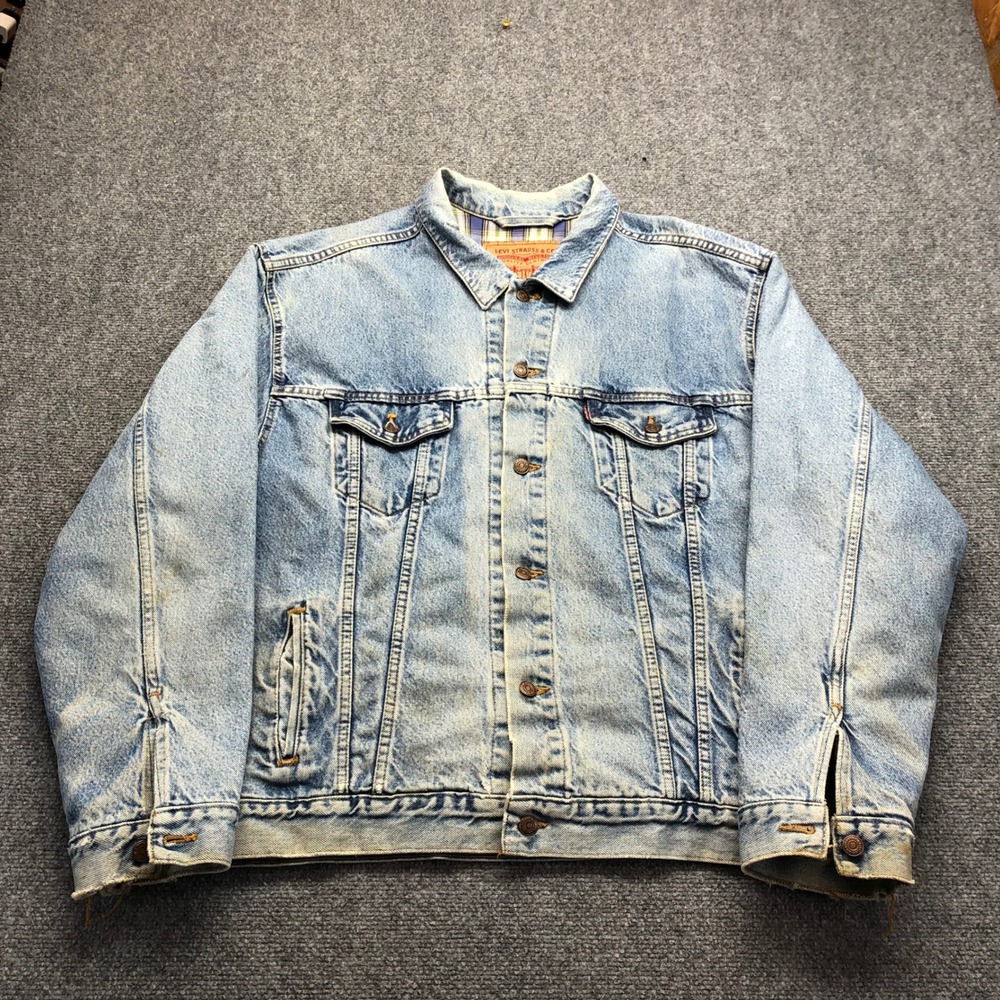 Vintage Levis Flannel Lined Denim Trucker Jacket Light Wash XL Mens 90s
